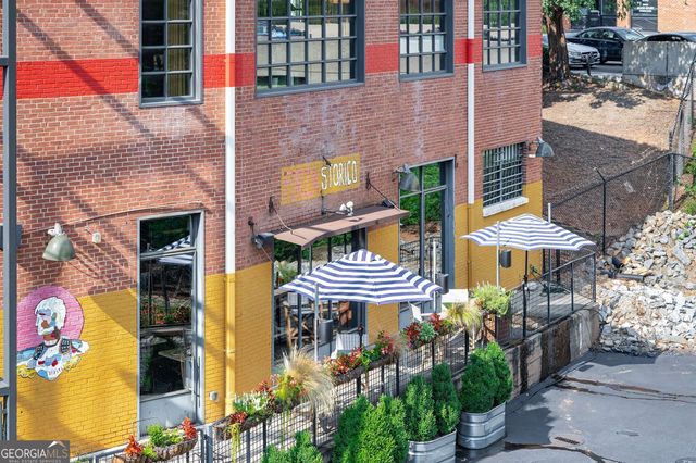 1024 Robert Smalls Way, Atlanta, GA 30318