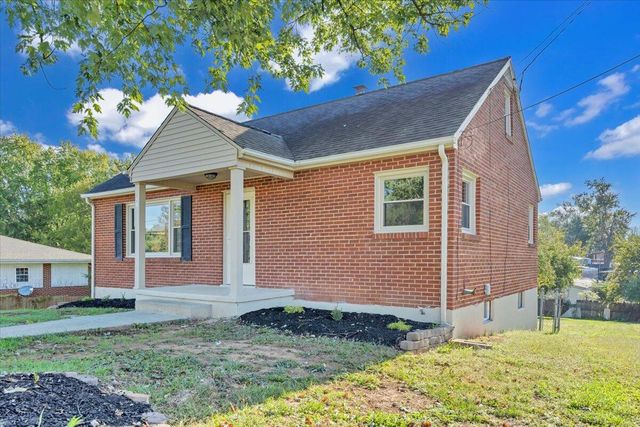 210 Post RD, Roanoke, VA 24019
