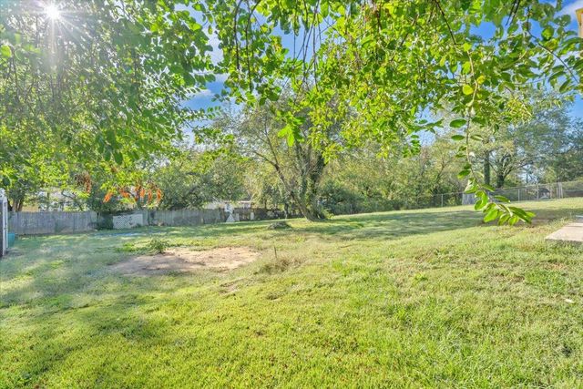 210 Post RD, Roanoke, VA 24019