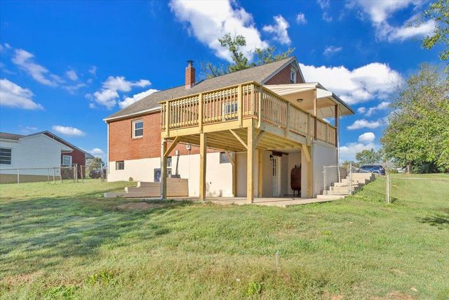 210 Post RD, Roanoke, VA 24019