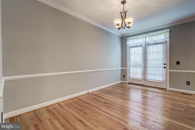 5820 PEARSON LN, Alexandria, VA 22304