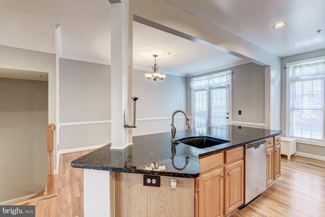 5820 PEARSON LN, Alexandria, VA 22304