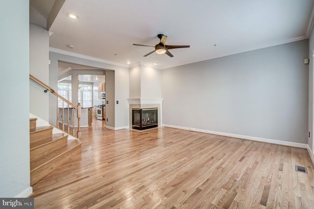 5820 PEARSON LN, Alexandria, VA 22304