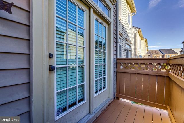 5820 PEARSON LN, Alexandria, VA 22304