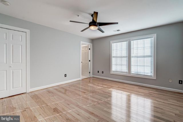 5820 PEARSON LN, Alexandria, VA 22304
