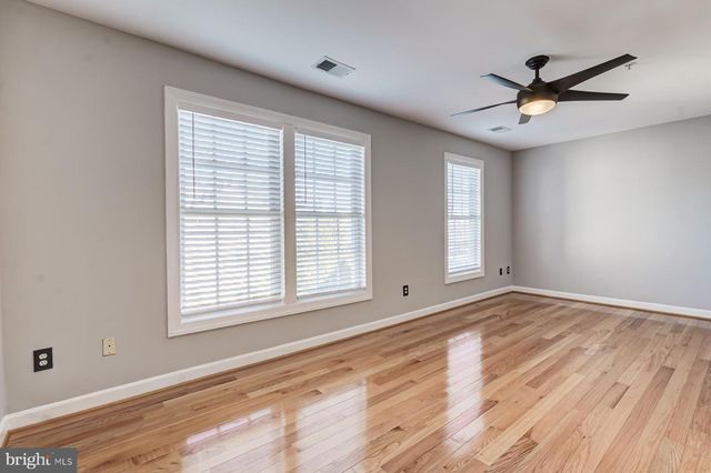 5820 PEARSON LN, Alexandria, VA 22304