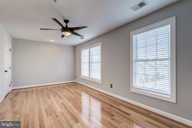 5820 PEARSON LN, Alexandria, VA 22304