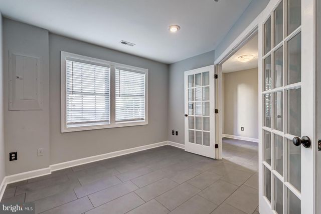 5820 PEARSON LN, Alexandria, VA 22304