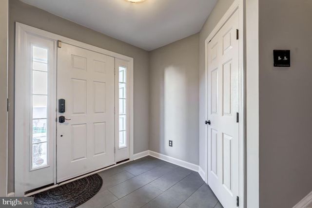 5820 PEARSON LN, Alexandria, VA 22304