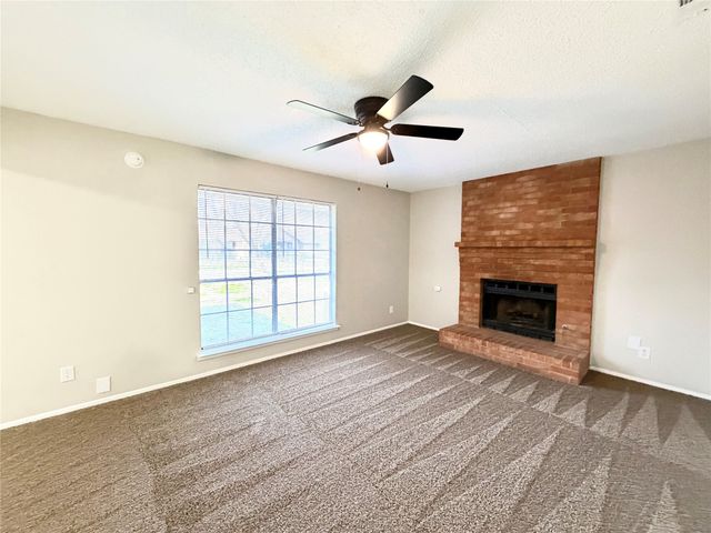 3813 William Street, Sachse, TX 75048