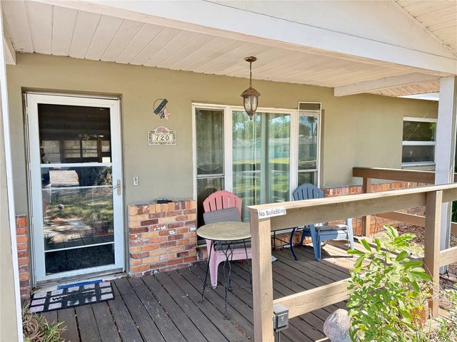 720 15TH AVENUE SW, Largo, FL 33770