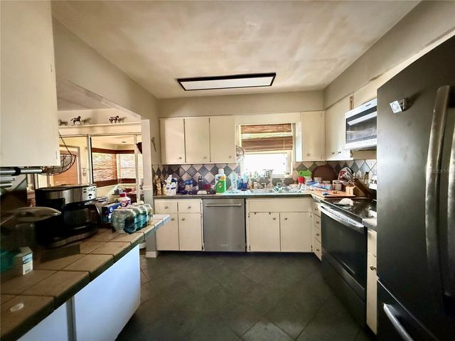 720 15TH AVENUE SW, Largo, FL 33770