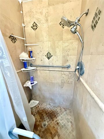 720 15TH AVENUE SW, Largo, FL 33770