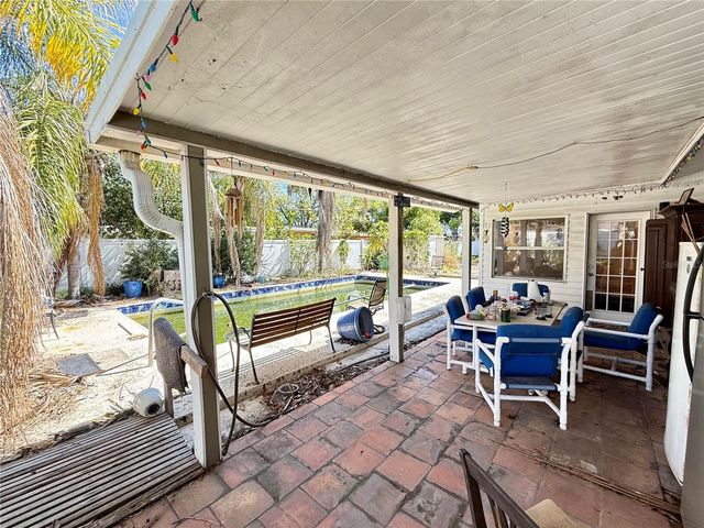 720 15TH AVENUE SW, Largo, FL 33770