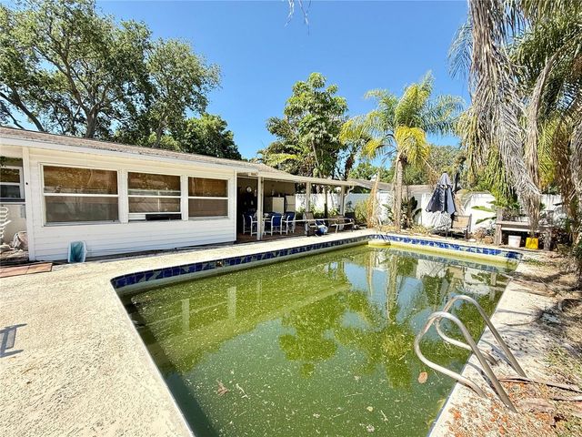 720 15TH AVENUE SW, Largo, FL 33770