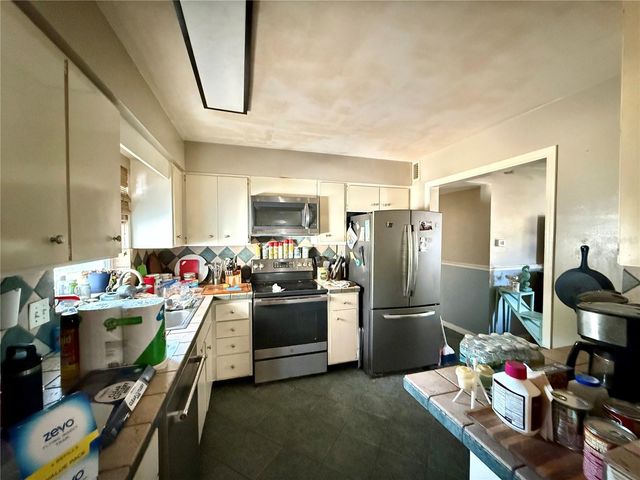 720 15TH AVENUE SW, Largo, FL 33770