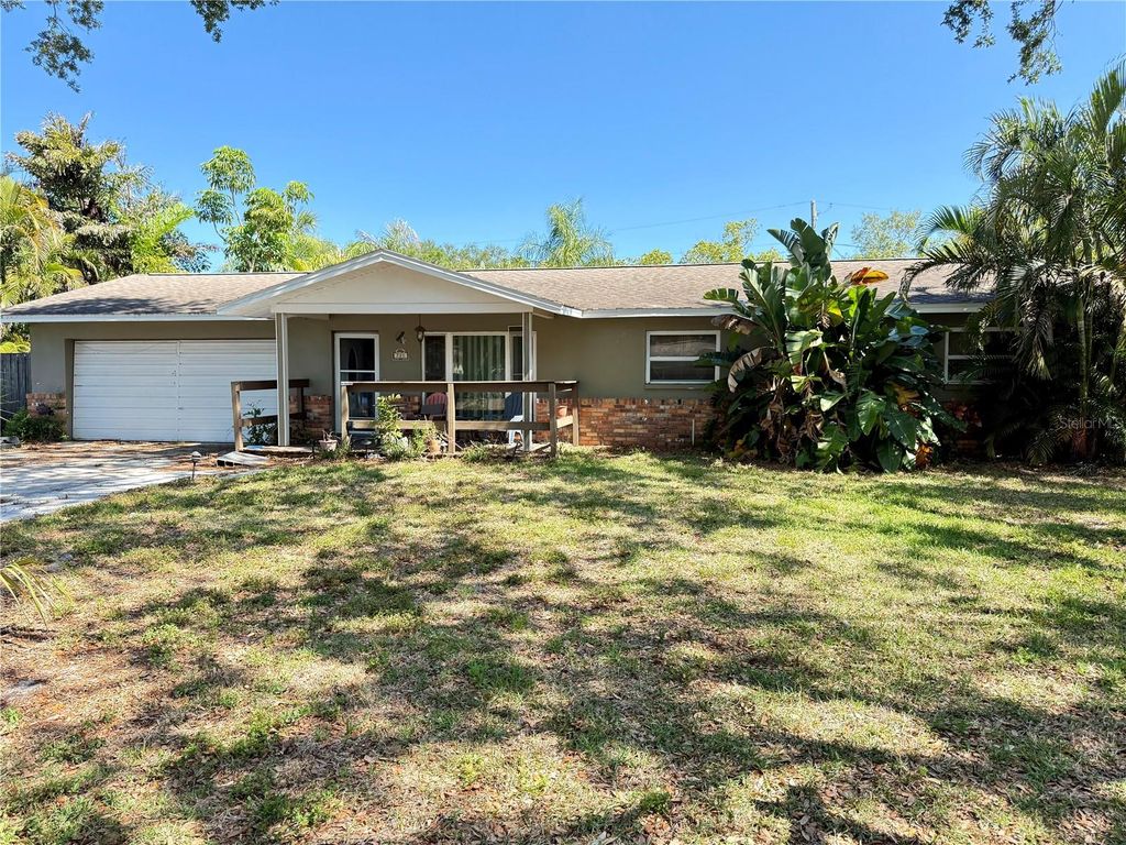 720 15TH AVENUE SW, Largo, FL 33770