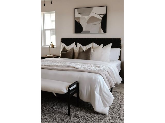 940 Oleander St, Castle Rock, CO 80109