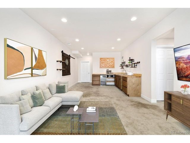 940 Oleander St, Castle Rock, CO 80109