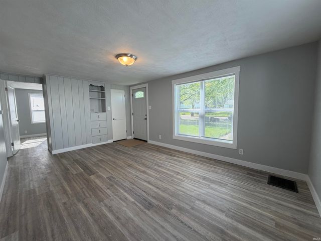 1105 W Rose Street, South Bend, IN 46616