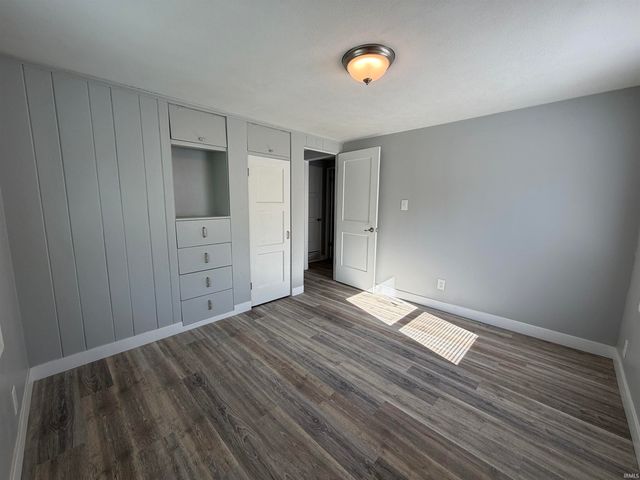 1105 W Rose Street, South Bend, IN 46616