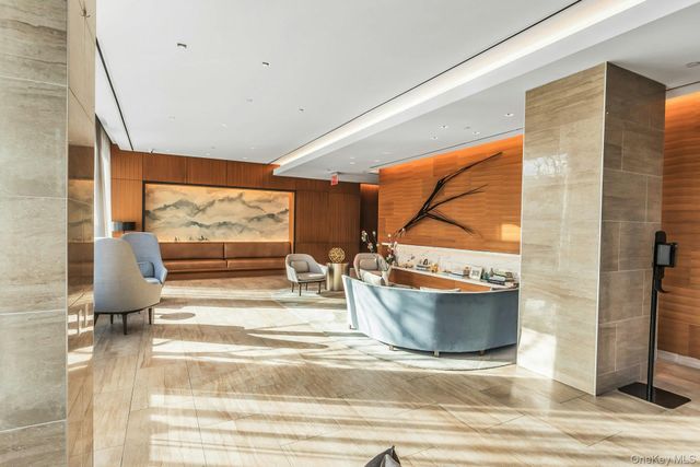 138-35 39th Avenue 14M, Flushing, NY 11354