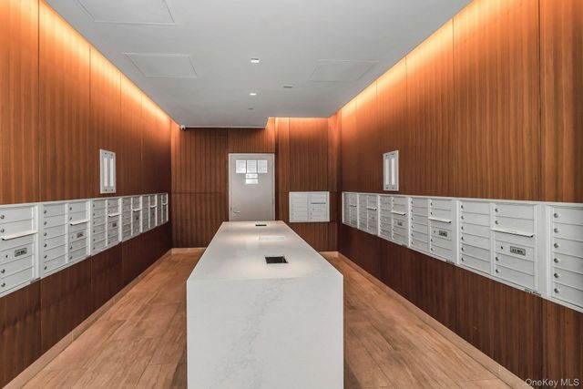 138-35 39th Avenue 14M, Flushing, NY 11354