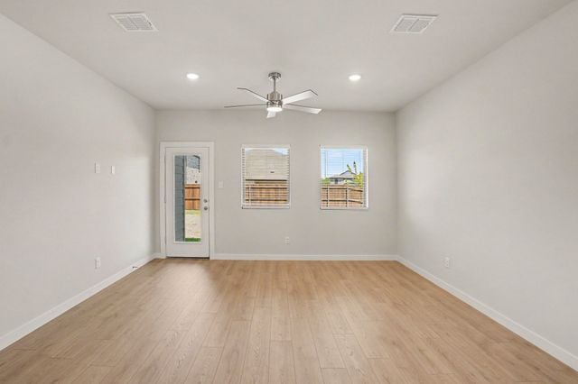 500 Green Grass, Mckinney, TX 75071
