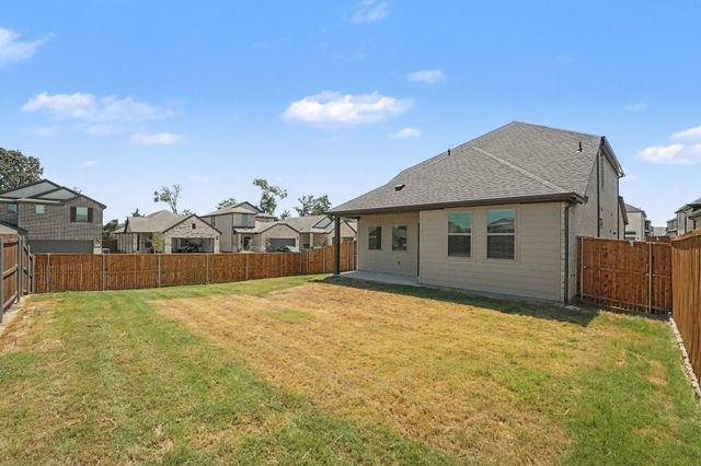 500 Green Grass, Mckinney, TX 75071