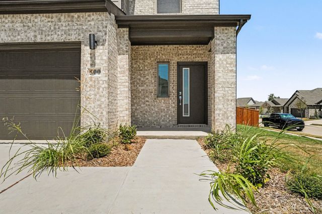 500 Green Grass, Mckinney, TX 75071
