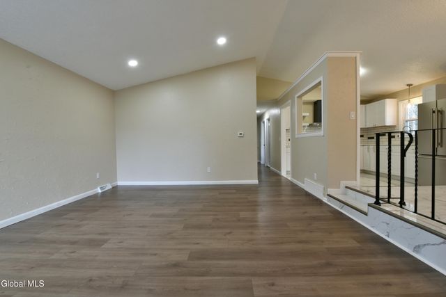 63 Ormond Street, Albany, NY 12203