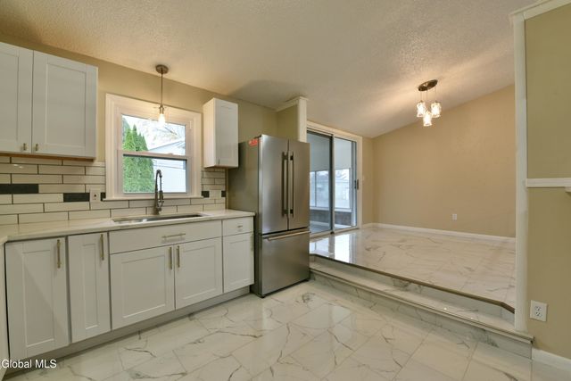 63 Ormond Street, Albany, NY 12203