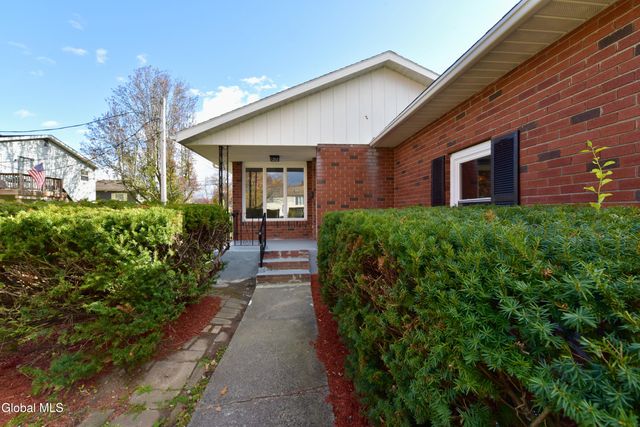 63 Ormond Street, Albany, NY 12203