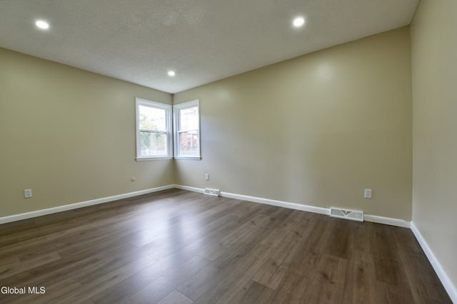 63 Ormond Street, Albany, NY 12203