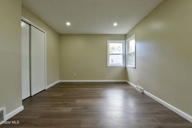 63 Ormond Street, Albany, NY 12203