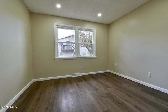 63 Ormond Street, Albany, NY 12203