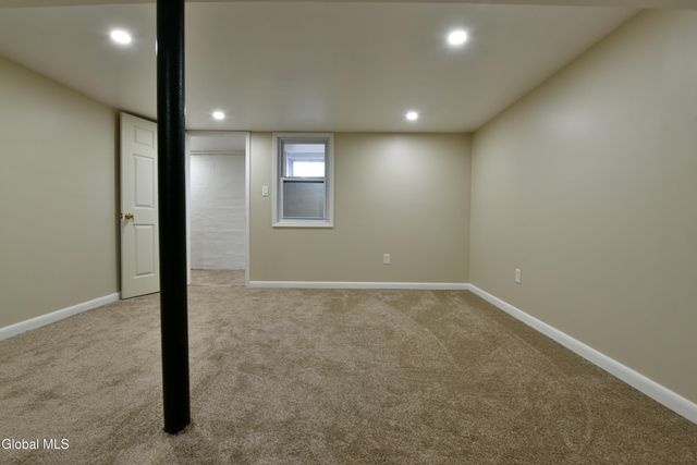 63 Ormond Street, Albany, NY 12203