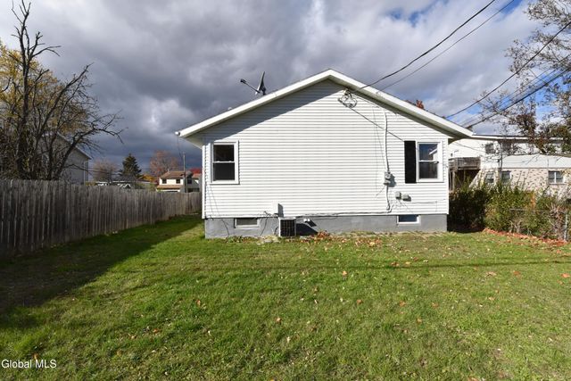 63 Ormond Street, Albany, NY 12203