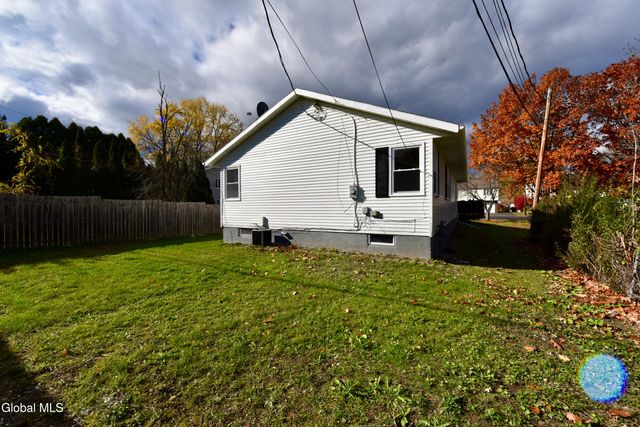 63 Ormond Street, Albany, NY 12203