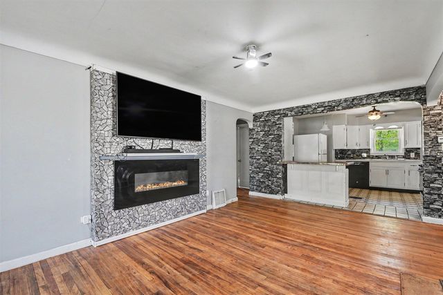 1336 Beechwood Street, Grand Rapids, MI 49505