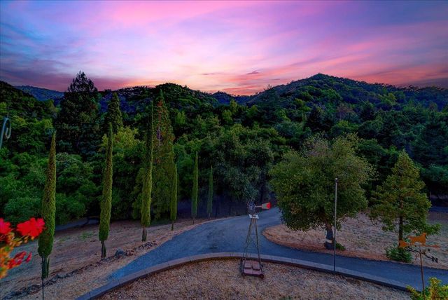 5224 Twin Falls Road, Morgan Hill, CA 95037