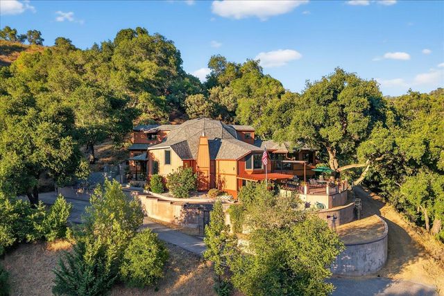 5224 Twin Falls Road, Morgan Hill, CA 95037