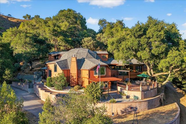 5224 Twin Falls Road, Morgan Hill, CA 95037