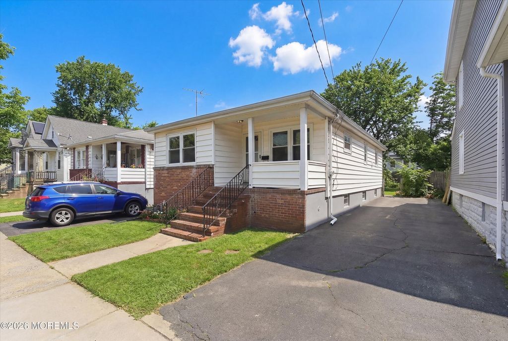 59 Seaman Street, New Brunswick, NJ 08901