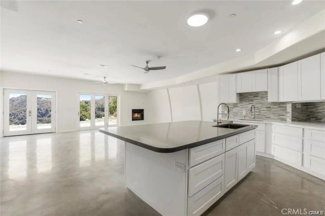 2411 N Topanga Canyon Boulevard, Topanga, CA 90290