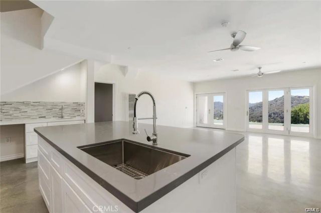 2411 N Topanga Canyon Boulevard, Topanga, CA 90290