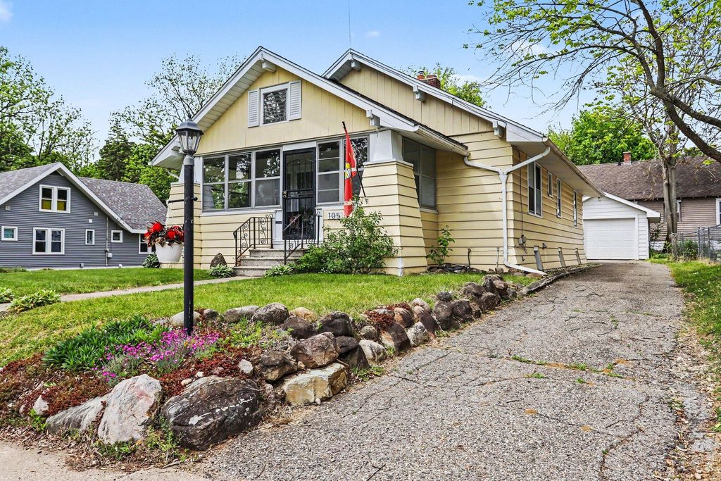 105 N Broad Street, Battle Creek, MI 49017