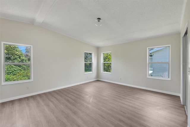 5047 EL DESTINO DRIVE, Leesburg, FL 34748