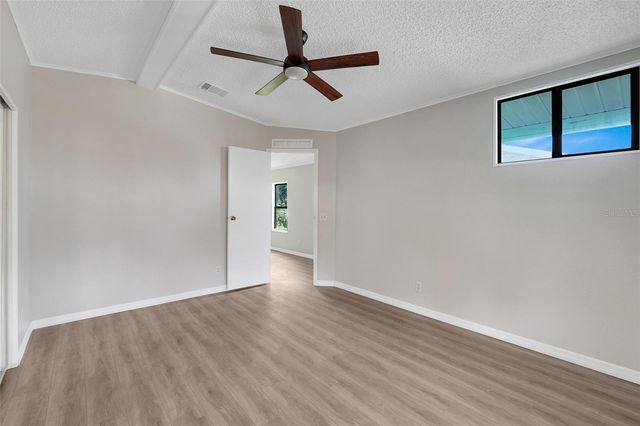 5047 EL DESTINO DRIVE, Leesburg, FL 34748