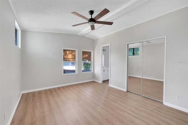 5047 EL DESTINO DRIVE, Leesburg, FL 34748